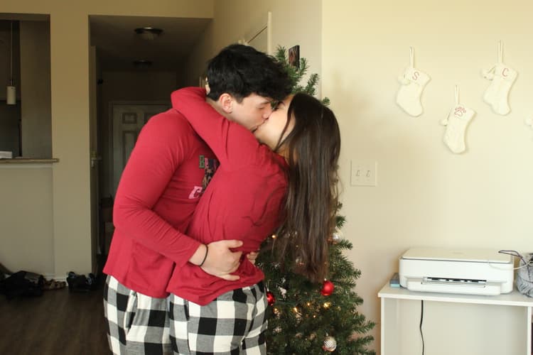 Christmas Kiss
